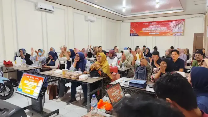 Praktik fotografi produk untuk kebutuhan katalog digital